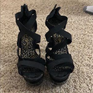 Jessica Simpson heels